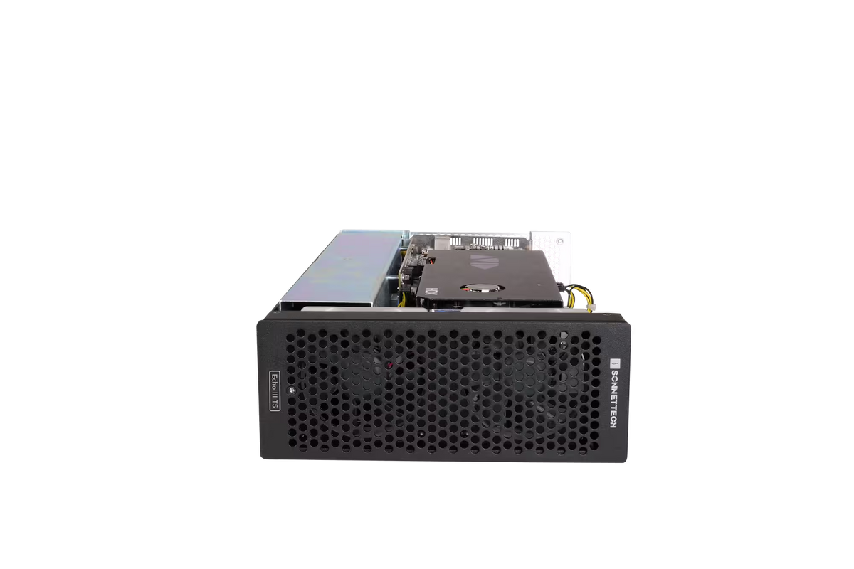 Echo III T5 Rackmount Three-Slot Full-Length Thunderbolt 5 PCIe Card Expansion System