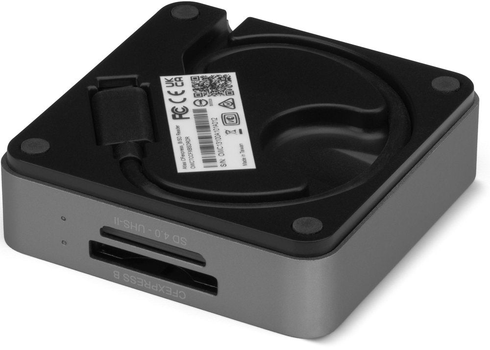 OWC Atlas Dual CFexpress + SD Card Reader - card slots
